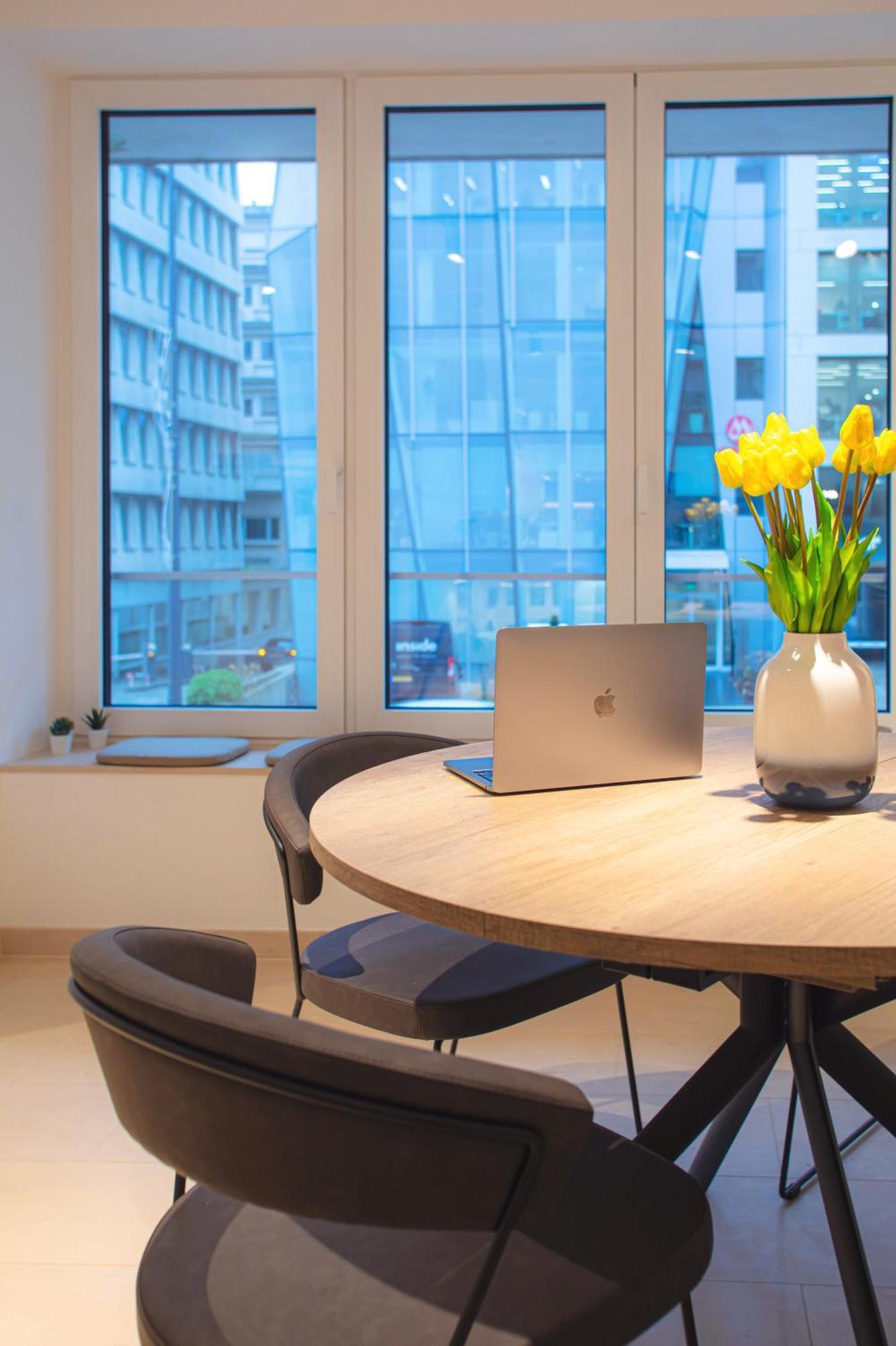 Hamilius Apartments City Center Luxembourg By Rentaroo Bilik gambar